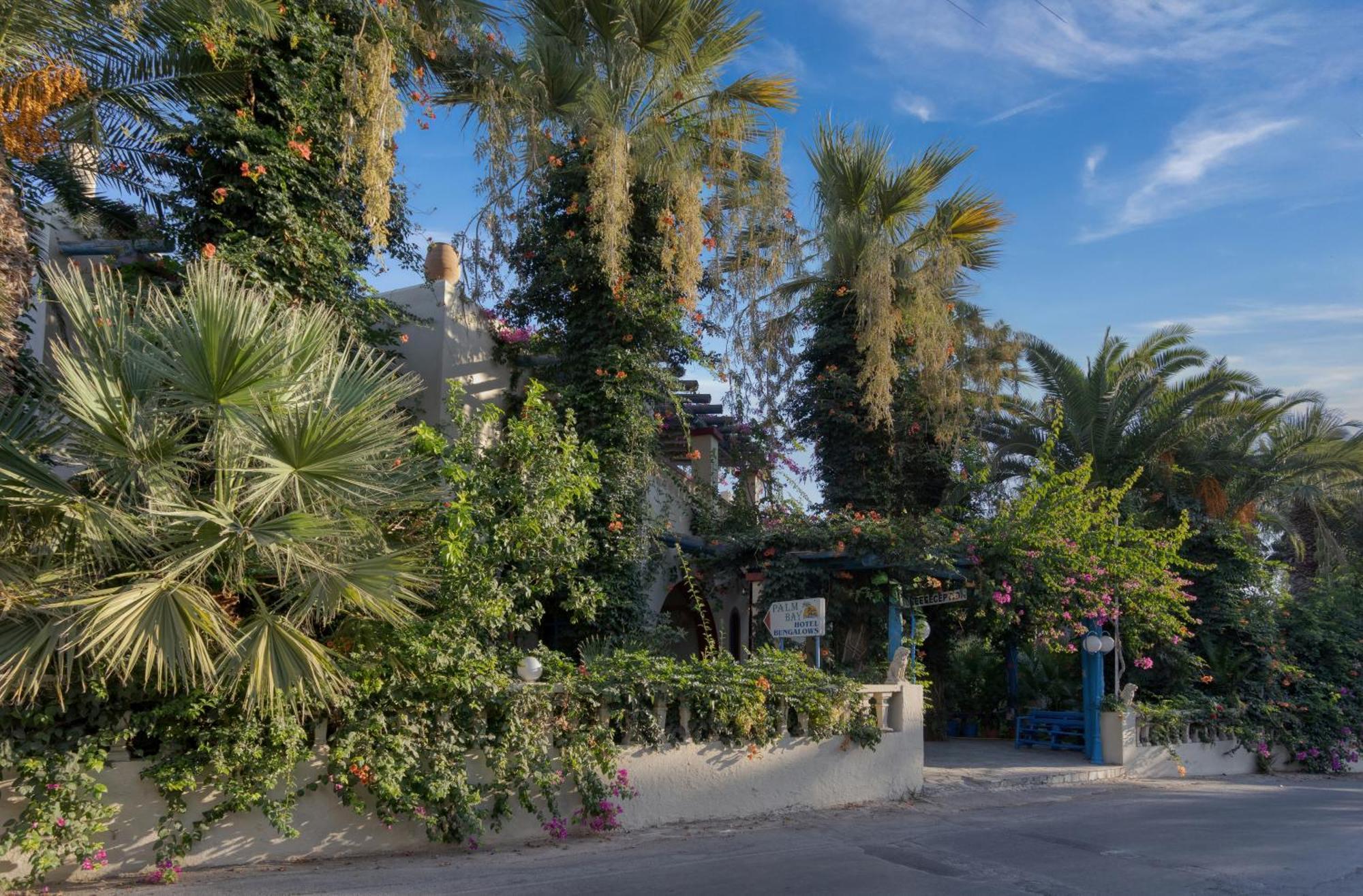 Palm Bay By Estia Hotel ซิสซี ภายนอก รูปภาพ